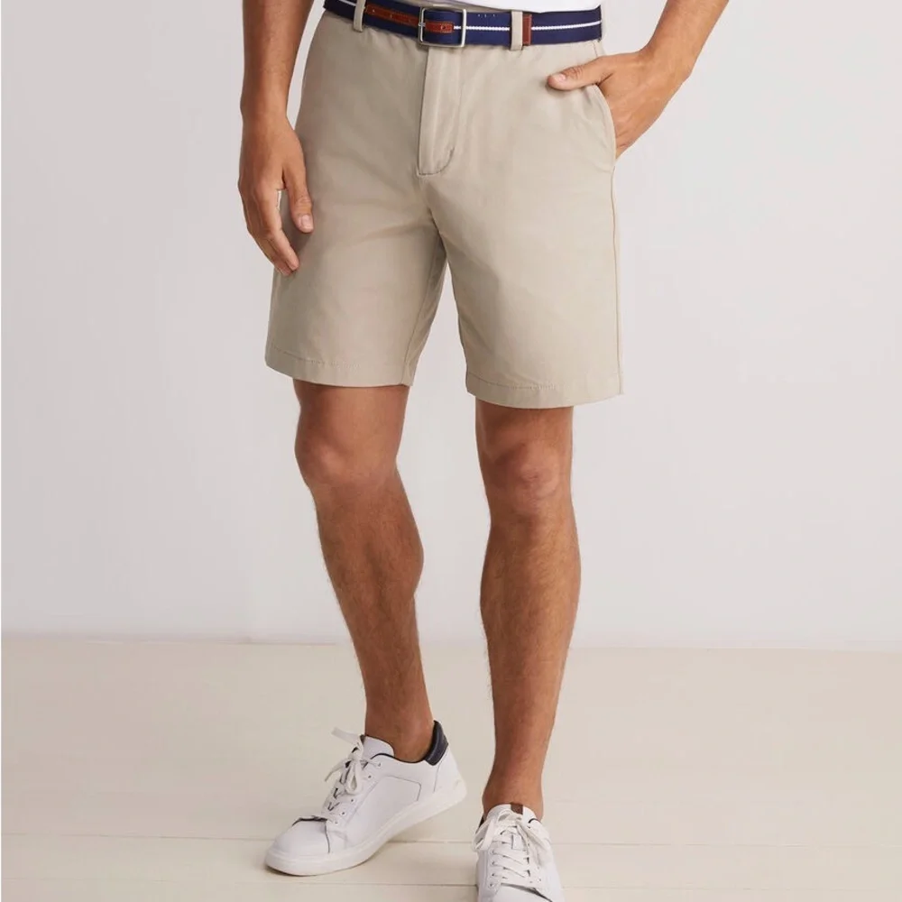 Vineyard Vines Men's Beige Flat Front Shorts